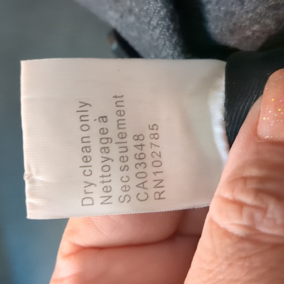 SANDRA AUGELAZZI* 100% wool 3/4 length satin lined 3 button front winter coat - Picture 11 of 14